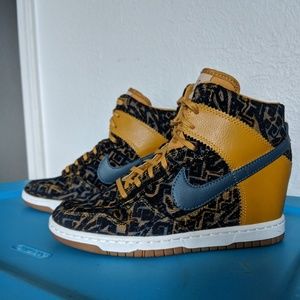 Womens nike dunk sky high wedge